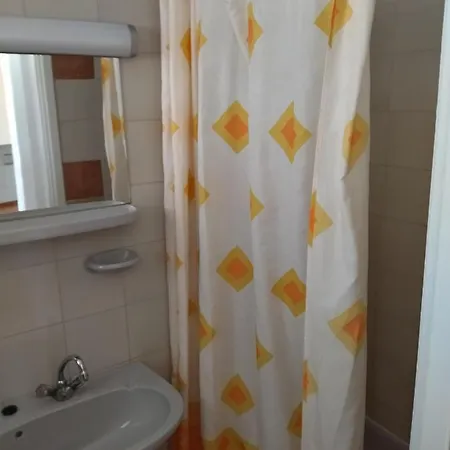 Ξενοδοχείο με διαμερίσματα Viking 3*