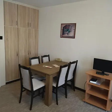 Ξενοδοχείο με διαμερίσματα Viking 3*