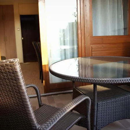 Viking Apartmanhotel 3*