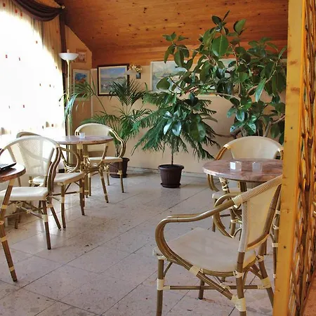 Ξενοδοχείο με διαμερίσματα Viking Gárdony